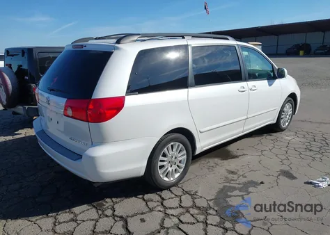2008 Toyota Sienna Xle z USA, uszkodzony, nr VIN 5TDZK22C78S132752